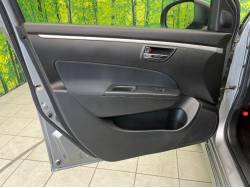 スイフト ＲＳの中古車画像