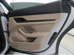 タイカン タイカンの中古車画像