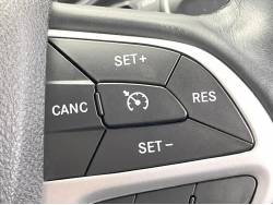 ジープ・チェロキー トレイルホークの中古車画像