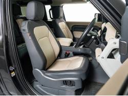 ディフェンダー ９０Ｘ－ダイナミックＳＥ Ｐ３００ エアサスペンション装着車の中古車画像