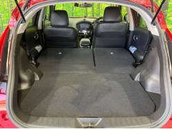 ジューク １５ＲＸ アーバンセレクション プレミアムホワイトパッケージの中古車画像