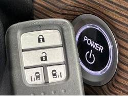 フリードハイブリッド ハイブリッド・クロスターの中古車画像