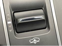 レヴァンテ ベースグレードの中古車画像