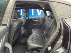 レヴァンテ ベースグレードの中古車画像