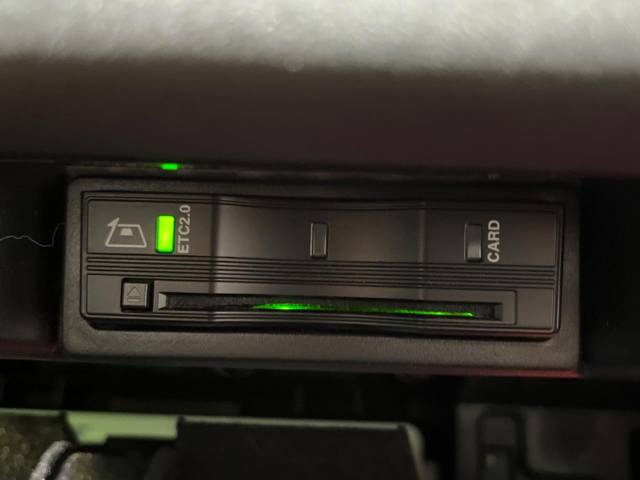 ランドローバー ディスカバリー Ｓ Ｄ３００ 0.7万Km 839.9万円(大阪府)[744]の中古車詳細