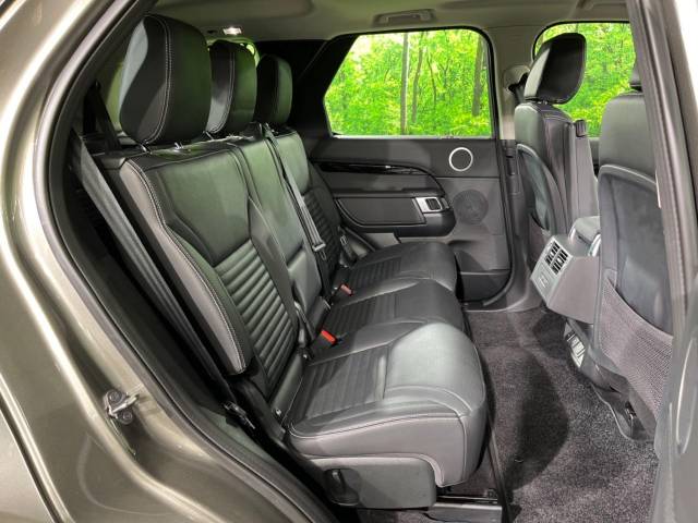 ランドローバー ディスカバリー Ｓ Ｄ３００ 0.7万Km 839.9万円(大阪府)[744]の中古車詳細