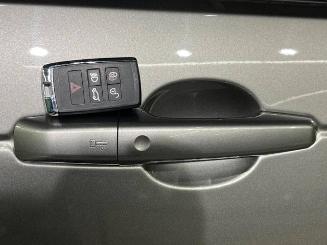 ランドローバー ディスカバリー Ｓ Ｄ３００ 0.7万Km 839.9万円(大阪府)[744]の中古車詳細