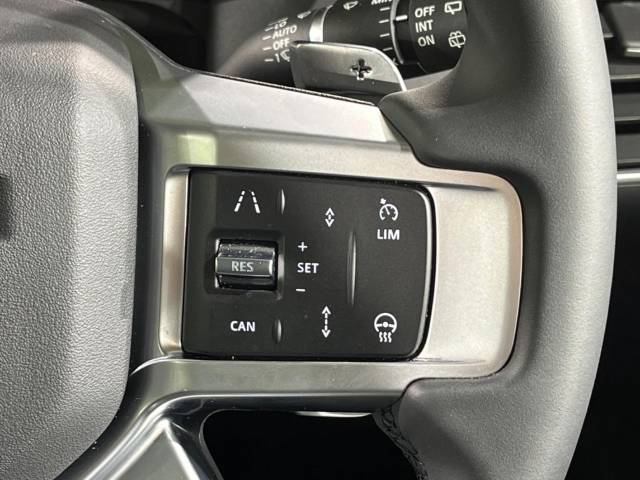 ランドローバー ディスカバリー Ｓ Ｄ３００ 0.7万Km 839.9万円(大阪府)[744]の中古車詳細