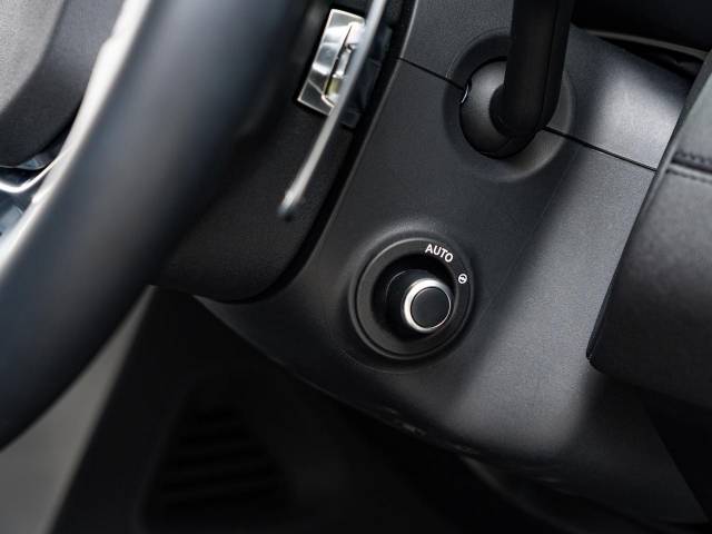 ランドローバー ディスカバリー Ｓ Ｄ３００ 0.4万Km 854.9万円(愛知県)[433]の中古車詳細