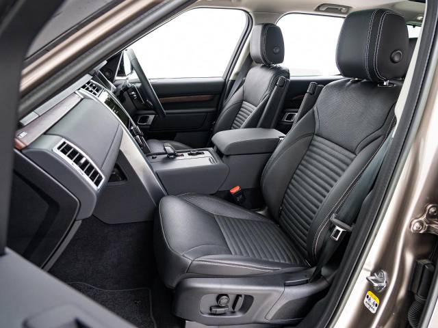 ランドローバー ディスカバリー Ｓ Ｄ３００ 0.4万Km 854.9万円(愛知県)[433]の中古車詳細