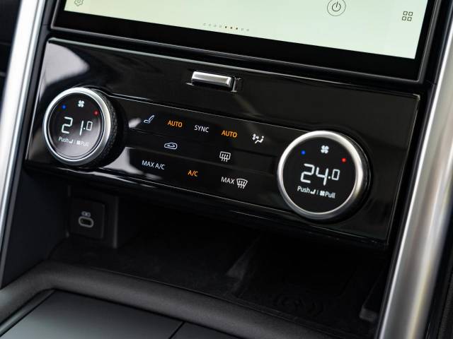 ランドローバー ディスカバリー Ｓ Ｄ３００ 0.4万Km 854.9万円(愛知県)[433]の中古車詳細