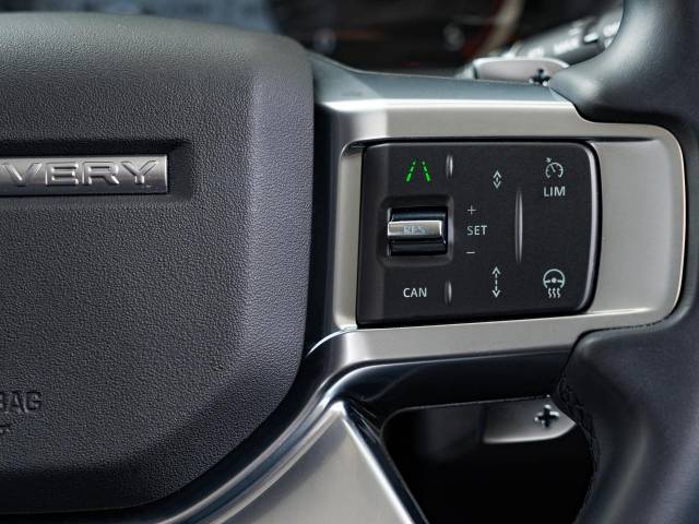 ランドローバー ディスカバリー Ｓ Ｄ３００ 0.4万Km 854.9万円(愛知県)[433]の中古車詳細