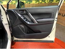 フォレスター ２．０ＸＴの中古車画像