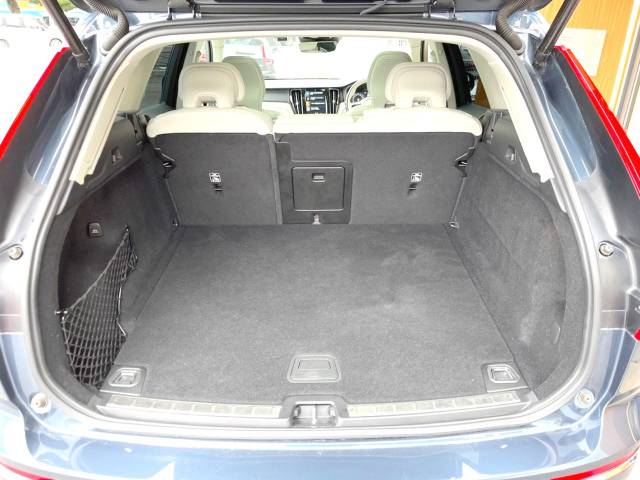 ボルボ ＸＣ６０ Ｂ５ ＡＷＤ インスクリプション 3.2万Km (神奈川県)[050]の中古車詳細