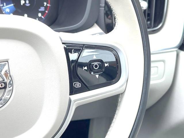 ボルボ ＸＣ６０ Ｂ５ ＡＷＤ インスクリプション 3.2万Km (神奈川県)[050]の中古車詳細