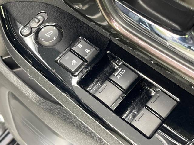 ホンダ Ｎ－ＢＯＸカスタム Ｇ・Ｌホンダセンシング 3.8万Km 137.9万円(滋賀県)[001]の中古車詳細