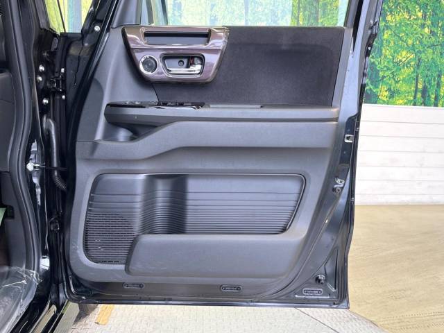 ホンダ Ｎ－ＢＯＸカスタム Ｇ・Ｌホンダセンシング 3.8万Km 137.9万円(滋賀県)[001]の中古車詳細