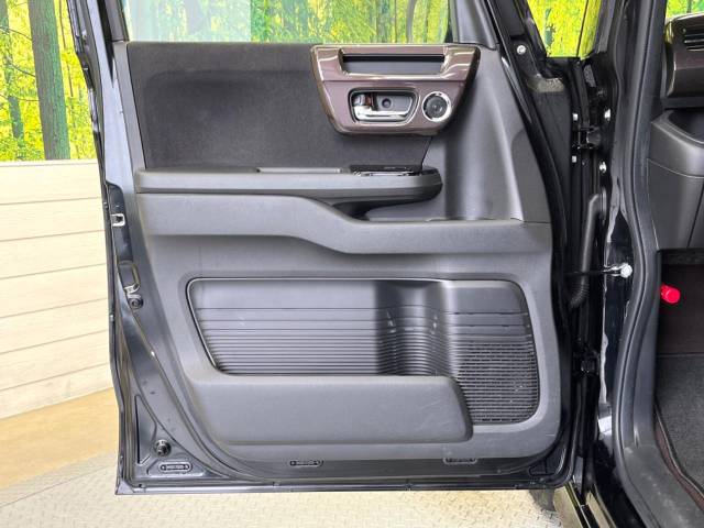 ホンダ Ｎ－ＢＯＸカスタム Ｇ・Ｌホンダセンシング 3.8万Km 137.9万円(滋賀県)[001]の中古車詳細