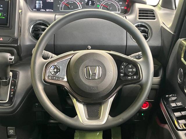 ホンダ Ｎ－ＢＯＸカスタム Ｇ・Ｌホンダセンシング 3.8万Km 137.9万円(滋賀県)[001]の中古車詳細