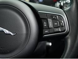 ＸＥ ＸＥ ピュアの中古車画像