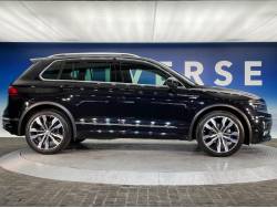 ティグアン ＴＳＩ Ｒラインの中古車画像