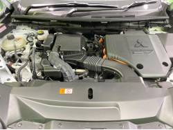 アウトランダーＰＨＥＶ Ｇの中古車画像