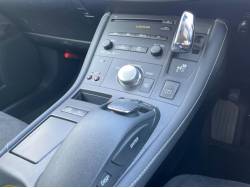 ＣＴ ＣＴ２００ｈの中古車画像