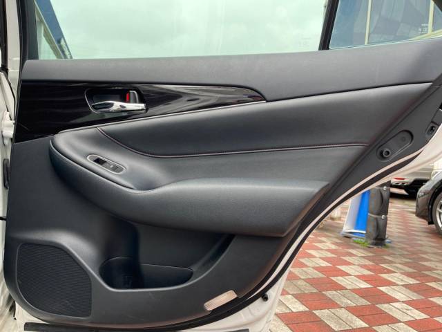 トヨタ クラウン アスリートＳ－Ｔ 2.1万Km 269.9万円(愛知県)[899]の中古車詳細