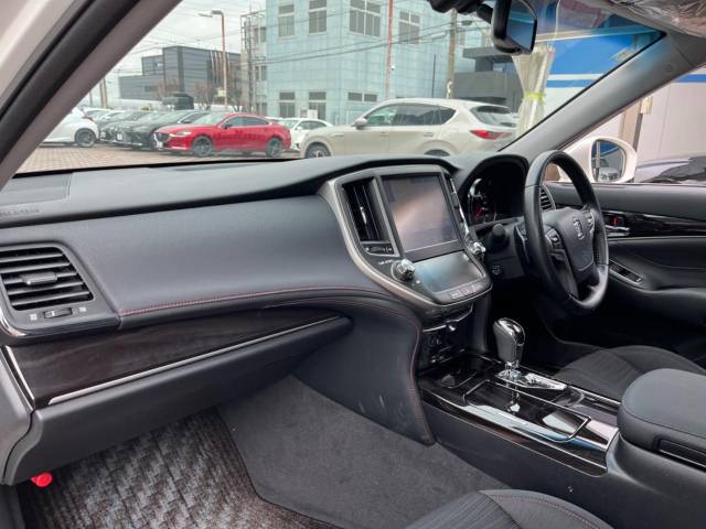 トヨタ クラウン アスリートＳ－Ｔ 2.1万Km 269.9万円(愛知県)[899]の中古車詳細