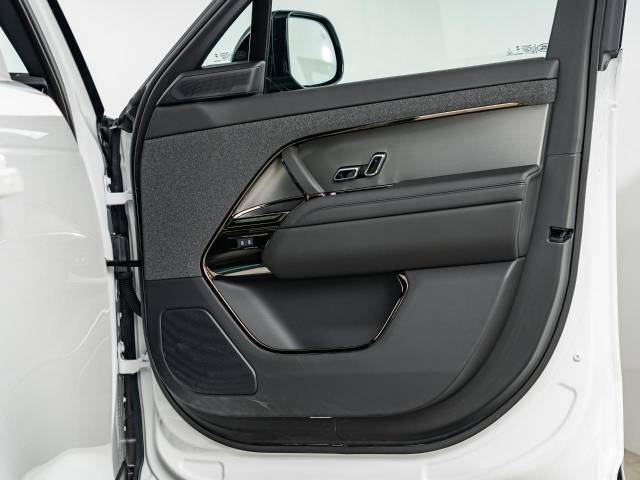 ランドローバー レンジローバースポーツ ダイナミックＨＳＥ Ｄ３００ 0.3万Km 1,249.9万円(愛知県)[262]の中古車詳細