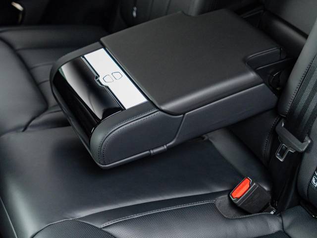 ランドローバー レンジローバースポーツ ダイナミックＨＳＥ Ｄ３００ 0.3万Km 1,249.9万円(愛知県)[262]の中古車詳細