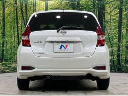 ノート メダリスト Ｘ ＦＯＵＲ スマートセーフティエディションの中古車画像