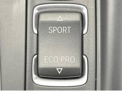 ３シリーズ ３２０ｉ ｘＤｒｉｖｅ Ｍスポーツの中古車画像