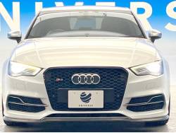 Ｓ３セダン ベースグレードの中古車画像