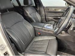 ７シリーズ ７４０ｉ Ｍスポーツの中古車画像