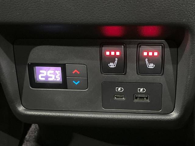 日産 エクストレイル Ｇ ｅ－４ＯＲＣＥ 3.5万Km 369.9万円(北海道)[773]の中古車詳細