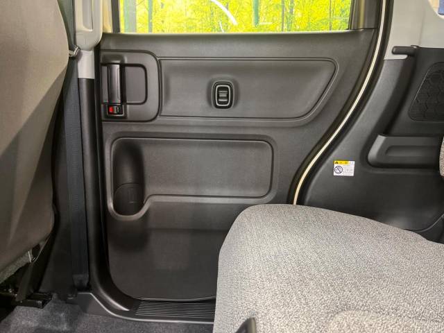 スズキ スペーシア ハイブリッドＧ 6Km 129.9万円(滋賀県)[134]の中古車詳細