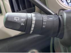 キューブ １５Ｘ ＦＯＵＲ Ｖセレクションの中古車画像