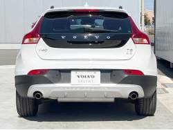 Ｖ４０ クロスカントリー Ｔ５ ＡＷＤの中古車画像