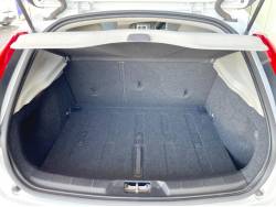 Ｖ４０ クロスカントリー Ｔ５ ＡＷＤの中古車画像