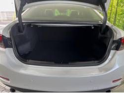 アテンザセダン ＸＤプロアクティブの中古車画像