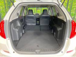 フィットシャトル １５Ｘの中古車画像