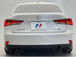 ＩＳ ＩＳ３００ バージョンＬの中古車画像