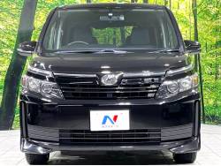 ヴォクシー Ｘの中古車画像