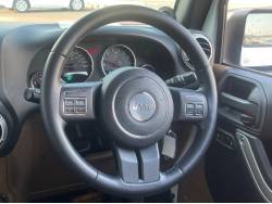 ジープ・ラングラーアンリミテッド サハラの中古車画像