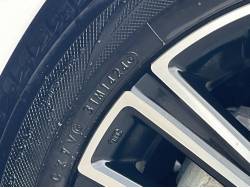 フィット リュクスの中古車画像