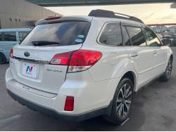 レガシィアウトバック ２．５ｉアイサイト ＥＸエディションの中古車画像