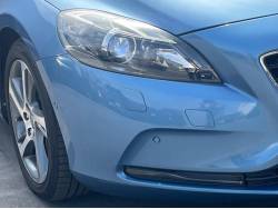 Ｖ４０ Ｄ４の中古車画像