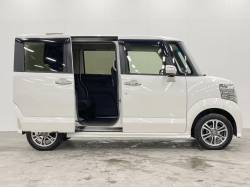 Ｎ－ＢＯＸカスタム Ｇ・Ｌパッケージ特別仕様車ＳＳパッケージの中古車画像