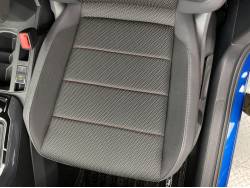 Ｔ－ロック ＴＤＩ スポーツの中古車画像